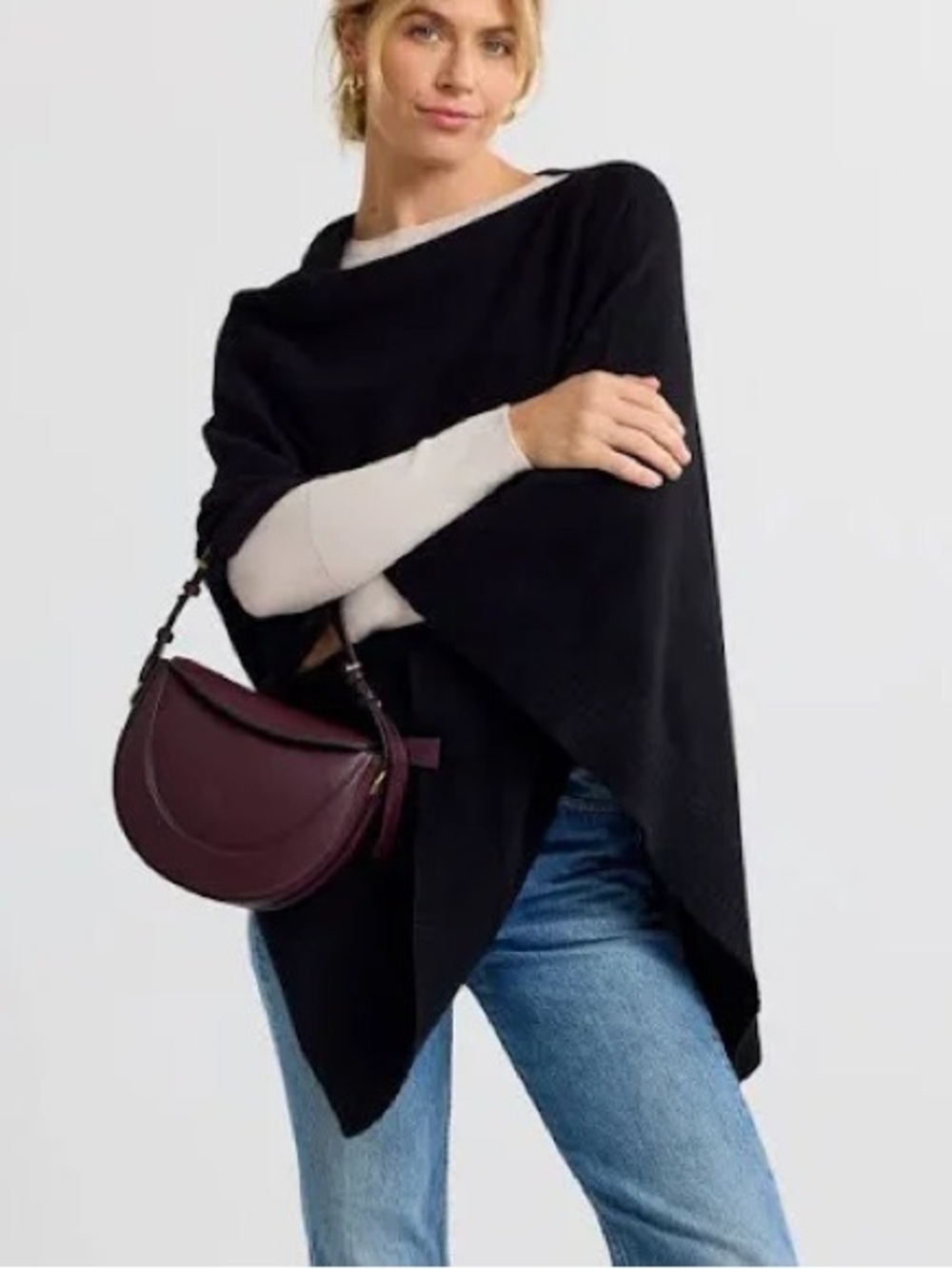 Minnie Rose 100% Cashmere Hooded Minnie  Ruana Poncho in Black one size